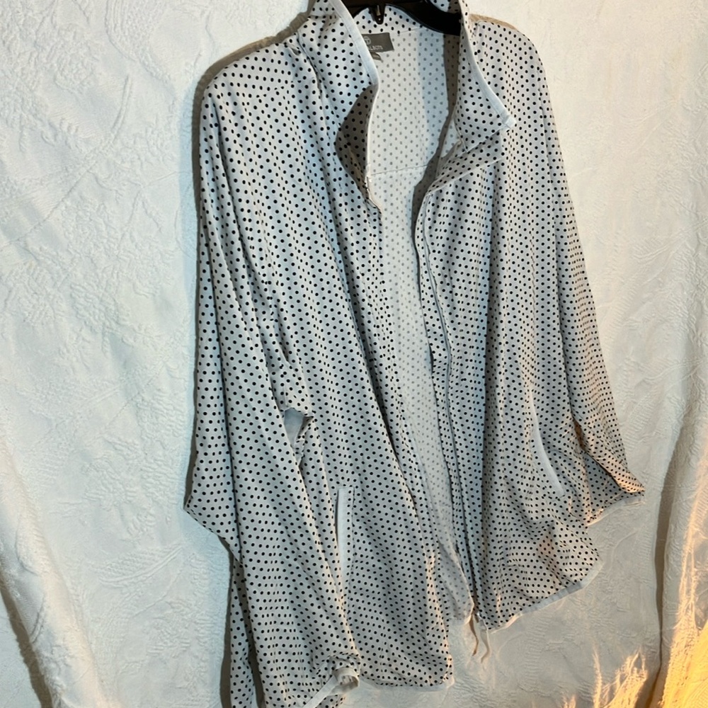 Light weight jacket/cover